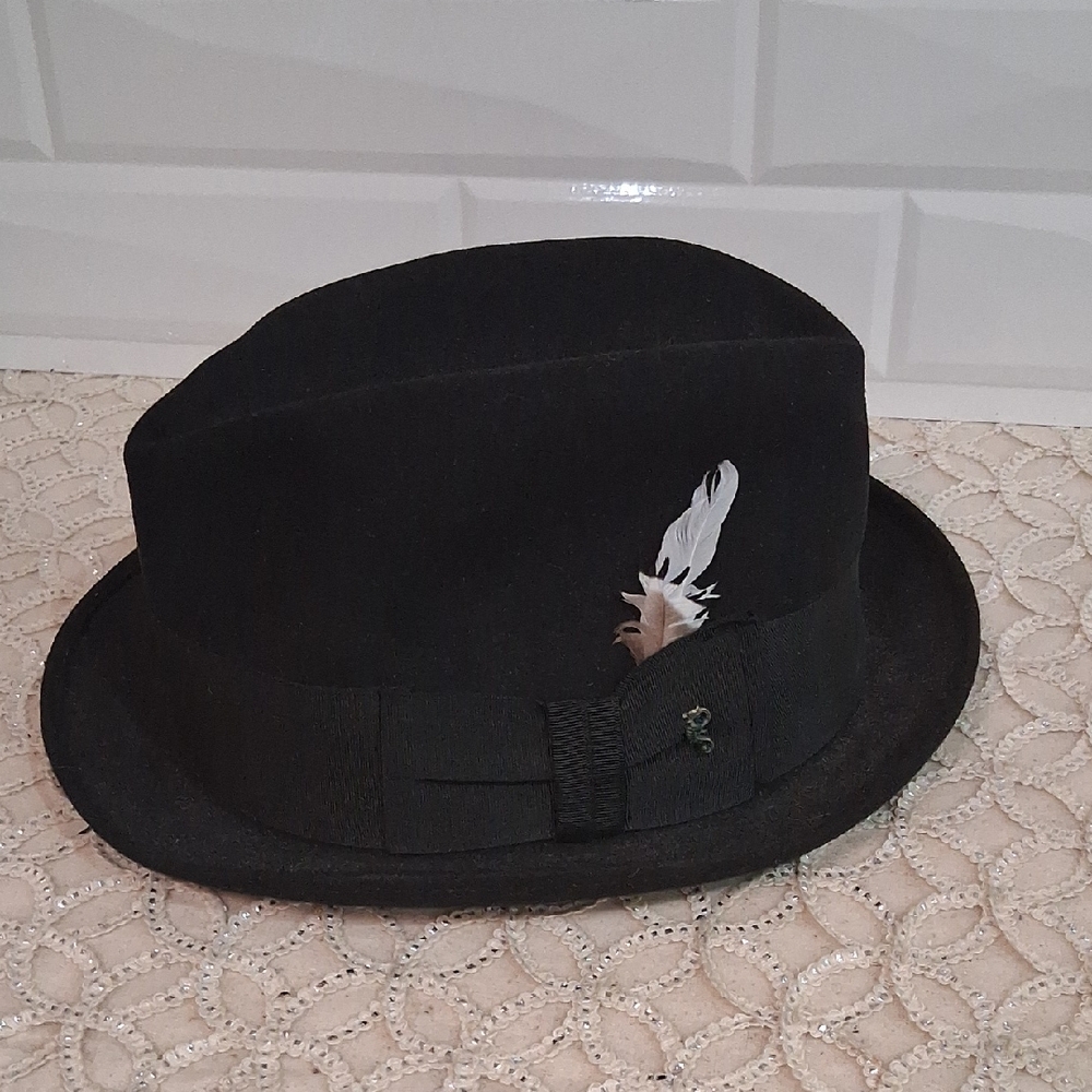 Vintage Champ "Feel The Felt" Black Fedora with Feather Accent Size 6 7/8